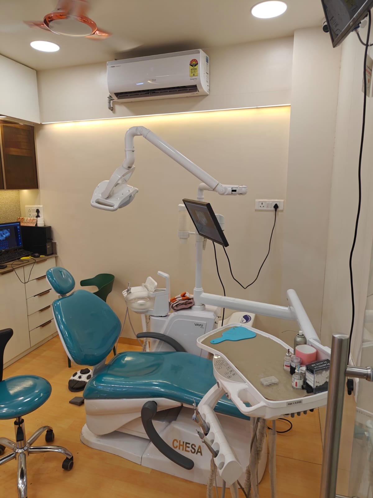 Modern Treatment Room at Dr Ratnika's - Smile Up Dental Clinic, OPG & Implant Center